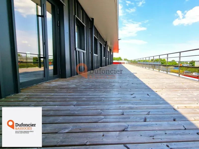 Local Commercial à louer - Poitiers (86000) - 389 m² - 4 538 €/mois