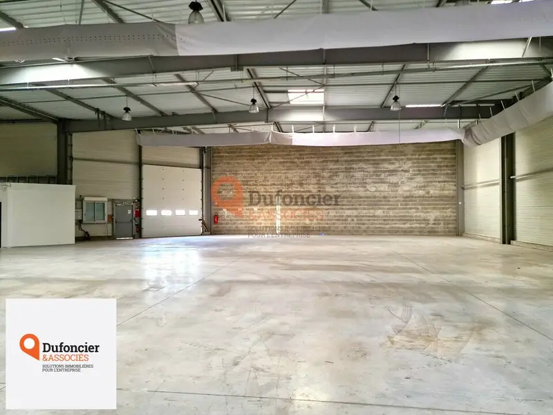 Entrepôt / Activité à vendre - Chasseneuil-Du-Poitou (86360) - 637 m²