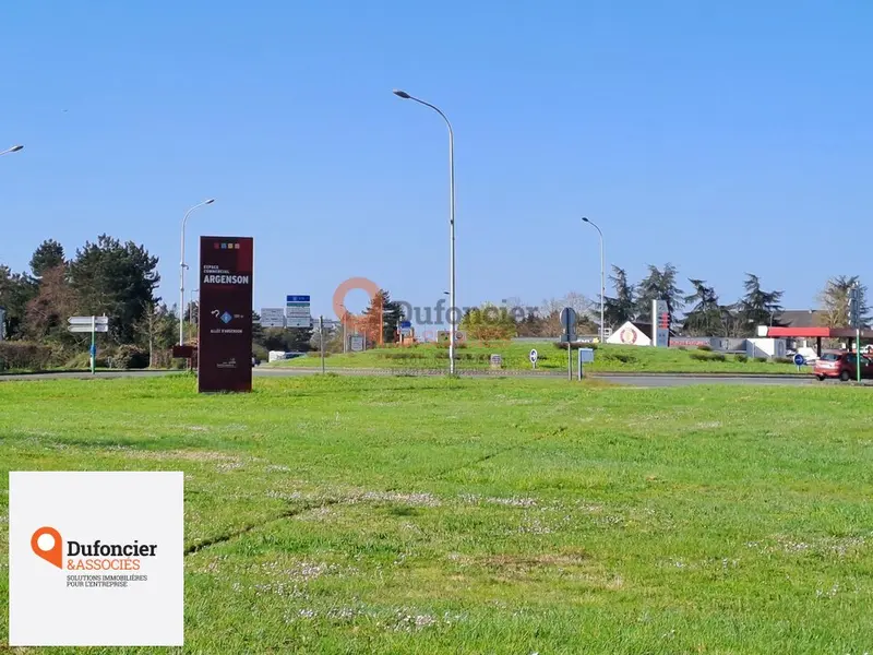 Local Commercial à vendre - Antran (86100) - 770 m²