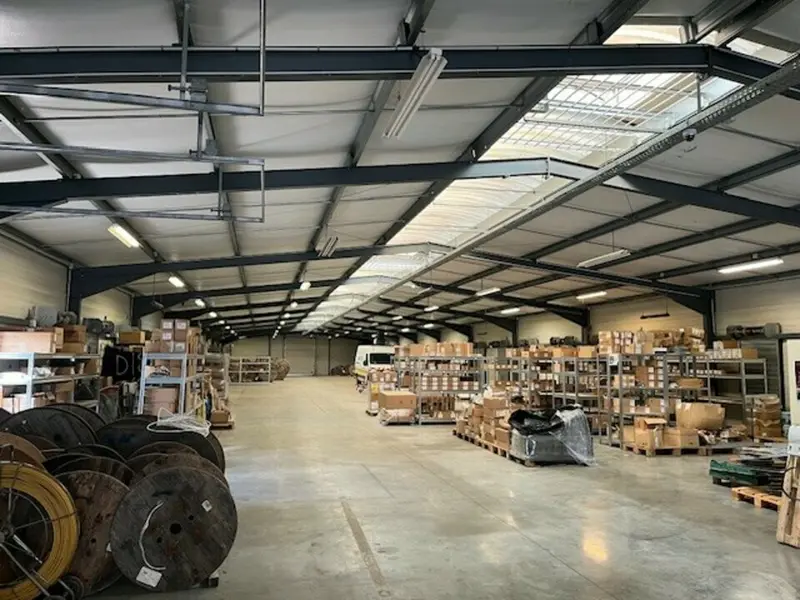 A louer Locaux d'activité 1451m² Criquebeuf-sur-Seine