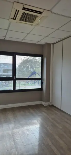 Bureaux à louer  Limas (69)