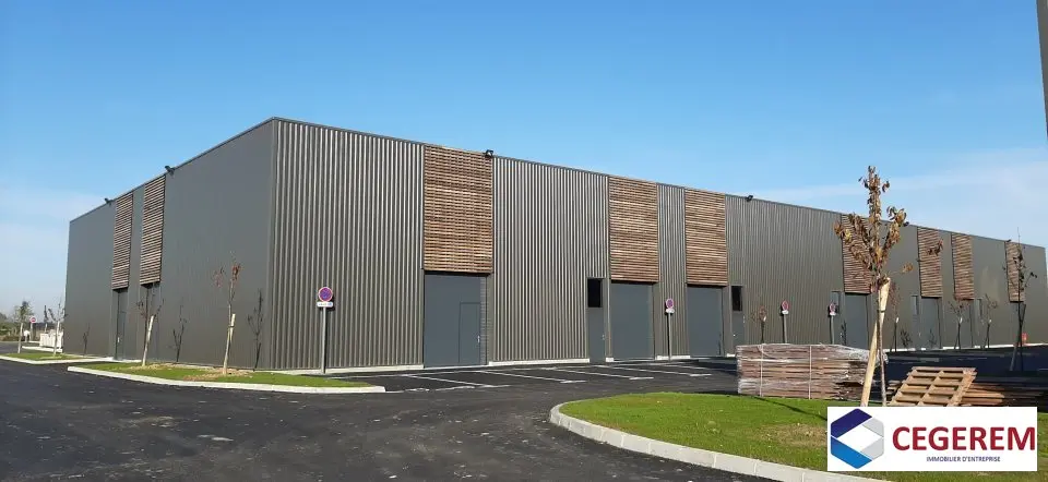 Entrepôt / Activité à louer - Saint-Fargeau-Ponthierry (77310) - 278 m² - 2 3...