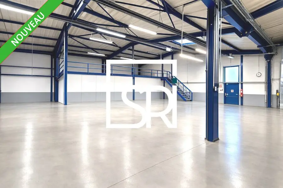 Entrepôt / Activité à louer - Clermont-Ferrand (63000) - 1100 m² - 5 750 €/mois