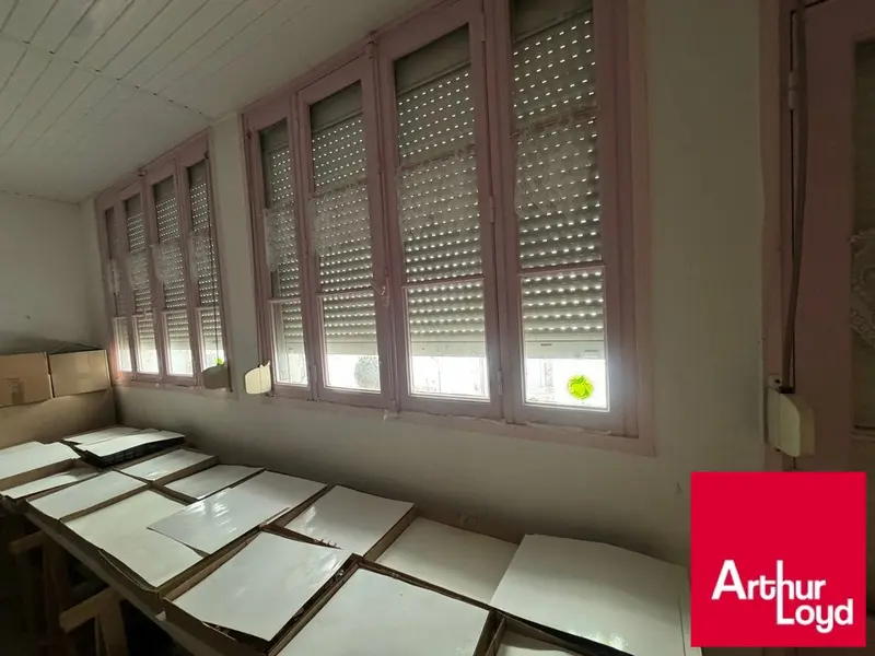 A vendre Local commercial  100m² Dax