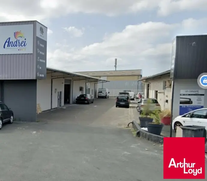 Entrepôt / Activité à louer - Anglet (64600) - 450 m² - 2 388 €/mois