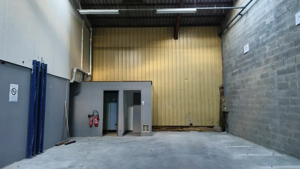 Entrepôt / Activité à louer - Livry-Sur-Seine (77000) - 400 m² - 4 146 €/mois