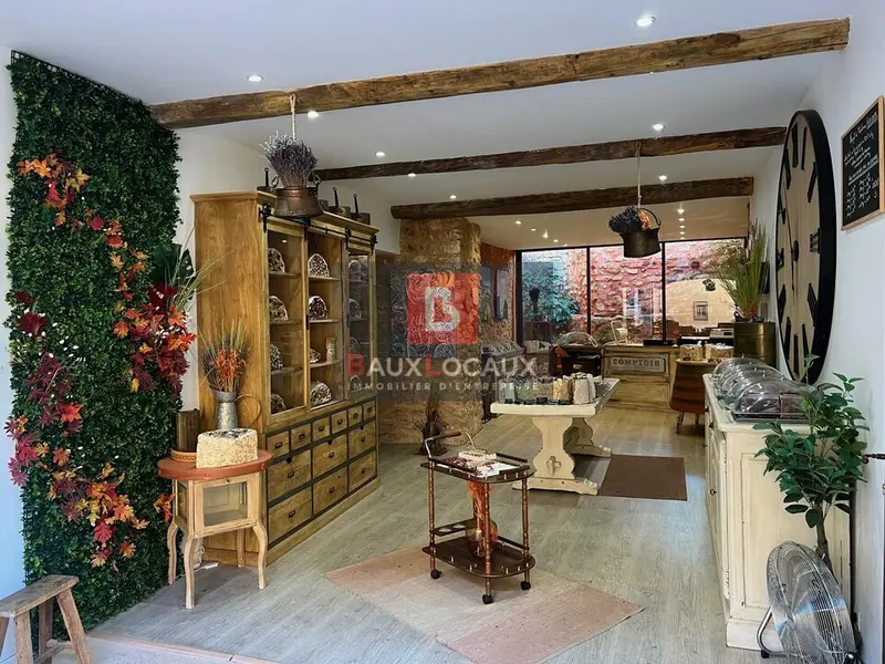 Local Commercial à louer - Roussillon (84220) - 36 m² - 1 500 €/mois