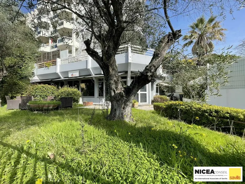 Bureau à vendre - Nice (06200) - 108 m²