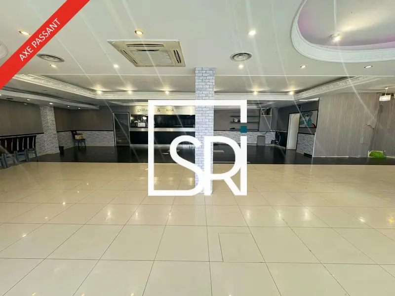 A vendre Local commercial  320m² Clermont-Ferrand