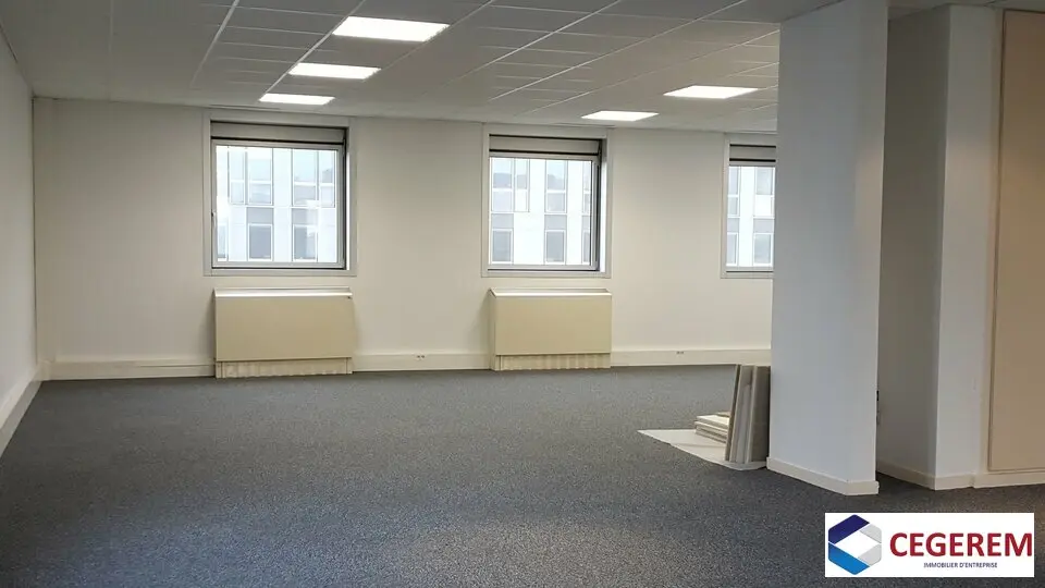 Bureau à louer - Noisy-Le-Grand (93160) - 133 m² - 1 773 €/mois