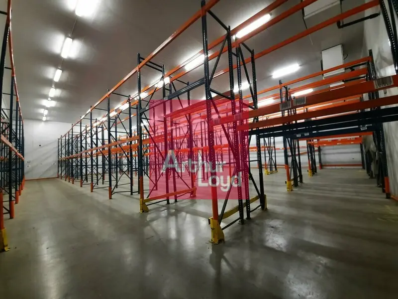 Entrepôt / Activité à vendre - Cournon-D'Auvergne (63800) - 2360 m²