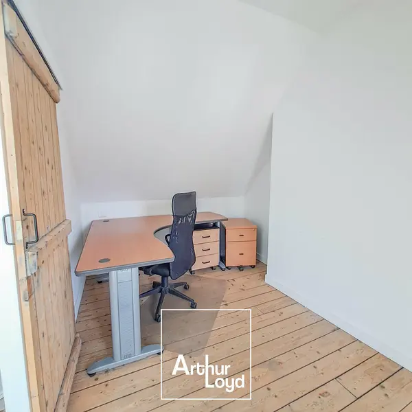 Bureau à louer - Brive-La-Gaillarde (19100) - 44 m² - 446 €/mois