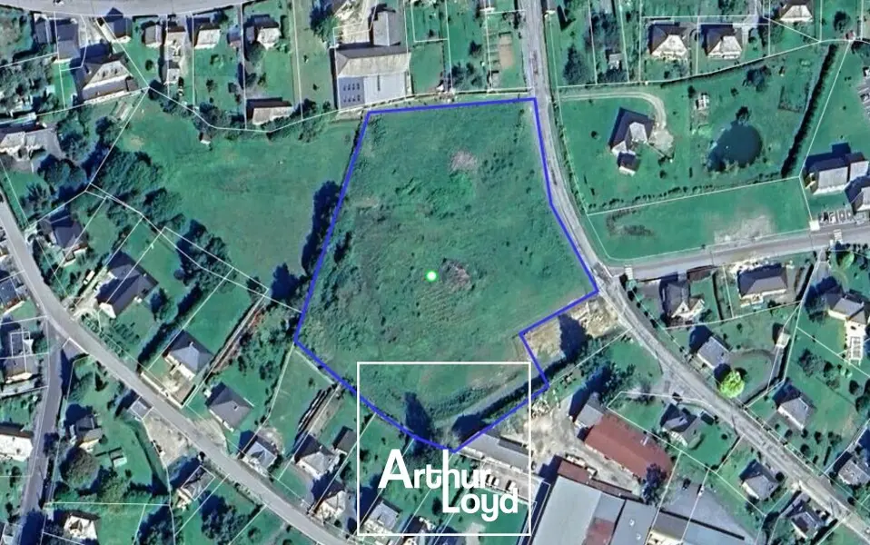 A vendre Terrain 12970m² Égletons