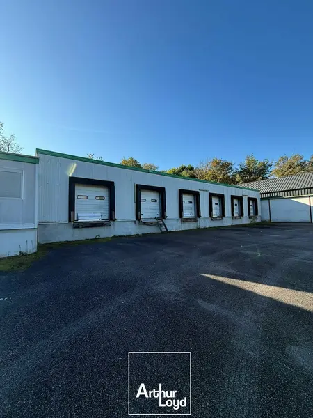 A louer Locaux d'activité 307m² Ussac