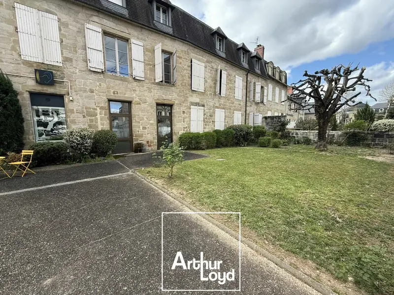 Bureau à vendre - Brive-La-Gaillarde (19100) - 34 m²