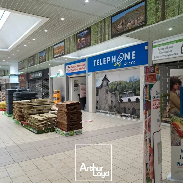 Local Commercial à louer - Chanac-Les-Mines (19150) - 1266 m²
