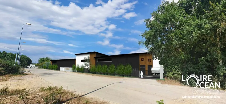 Entrepôt / Activité à vendre - Chaumes-En-Retz (44320) - 197 m²