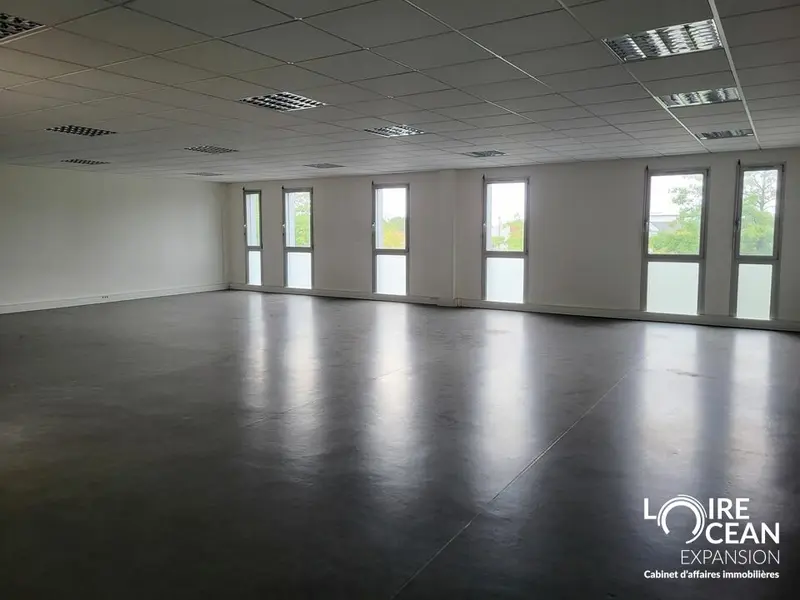 Bureau à louer - Pornic (44210) - 122 m² - 1 125 €/mois