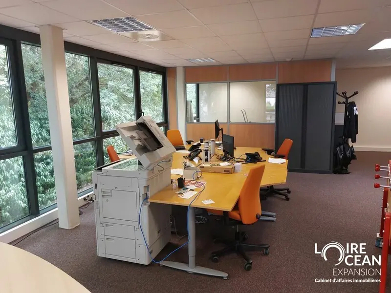 A LOUER BUREAUX