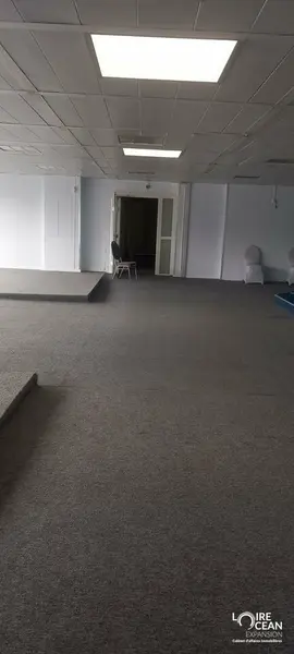 Bureau à louer - Nantes (44100) - 250 m² - 2 800 €/mois