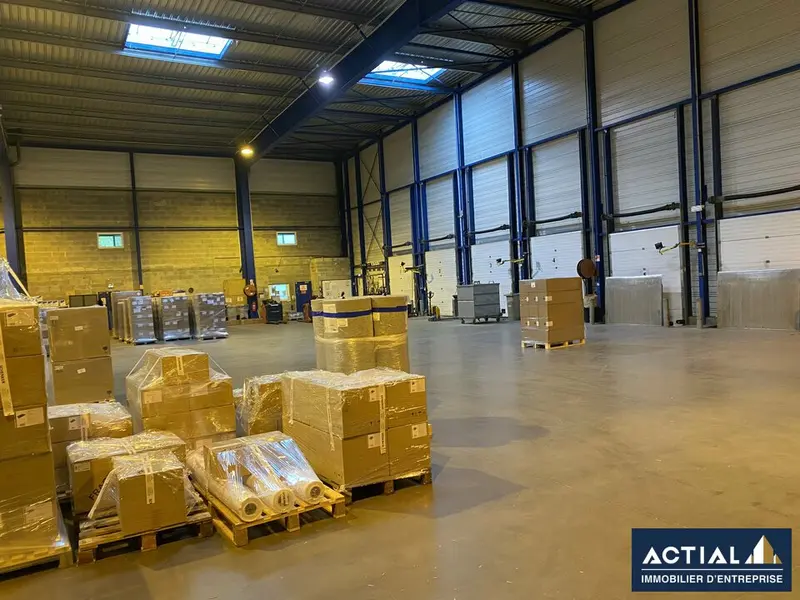 Entrepôt / Activité à vendre - Saint-Herblain (44800) - 6295 m²