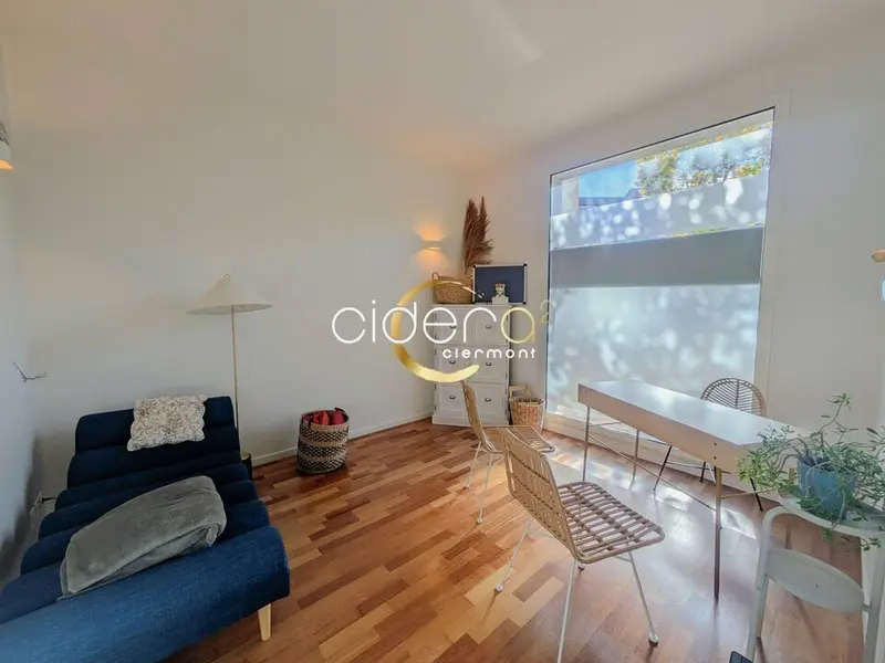 Bureau à louer - Clermont-Ferrand (63000) - 23 m² - 450 €/mois