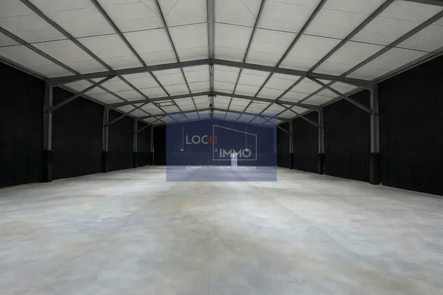 Entrepôt / Activité à vendre - Gradignan (33170) - 1590 m² - 2 100 000 €