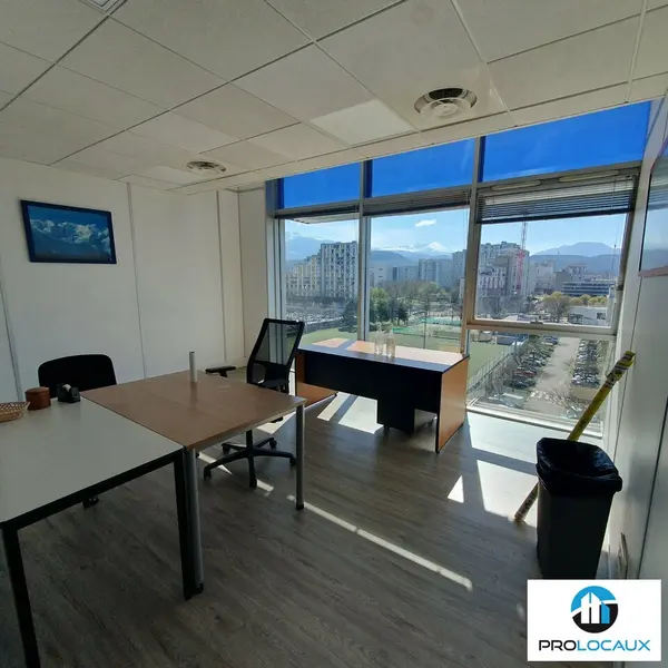 Bureau à louer - Grenoble (38100) - 313 m² - 2 608 €/mois
