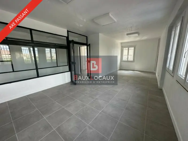 Local Commercial à vendre - Avignon (84000) - 296 m²