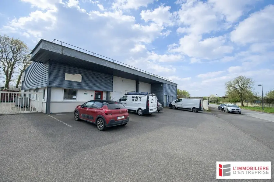A vendre Locaux d'activité 524m² Saint-Jacques-de-la-Lande