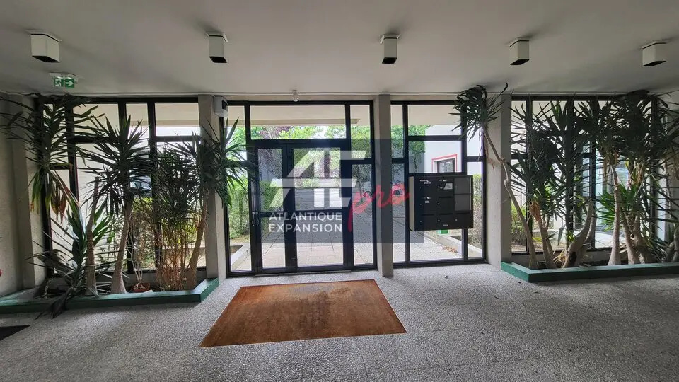 Bureau à louer - Saint-Nazaire (44600) - 120 m² - 1 300 €/mois