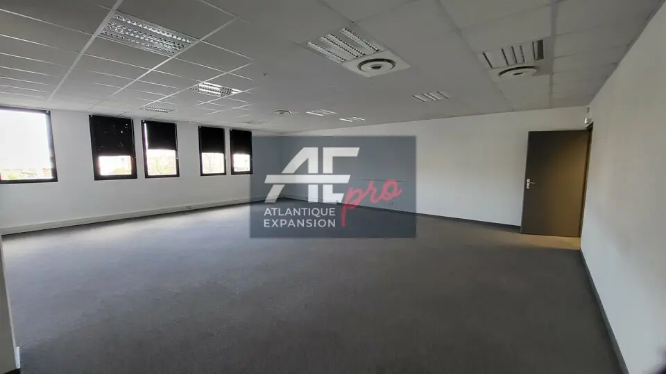 Bureau à vendre - Trignac (44570) - 179 m²