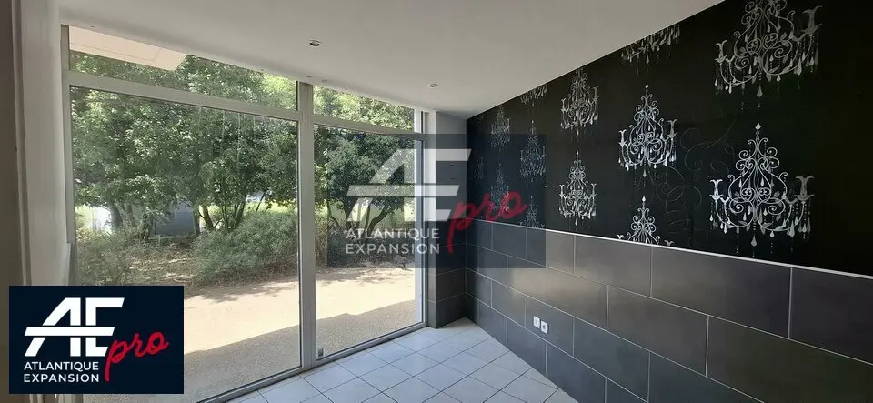 Local Commercial à louer - Trignac (44570) - 84 m² - 920 €/mois