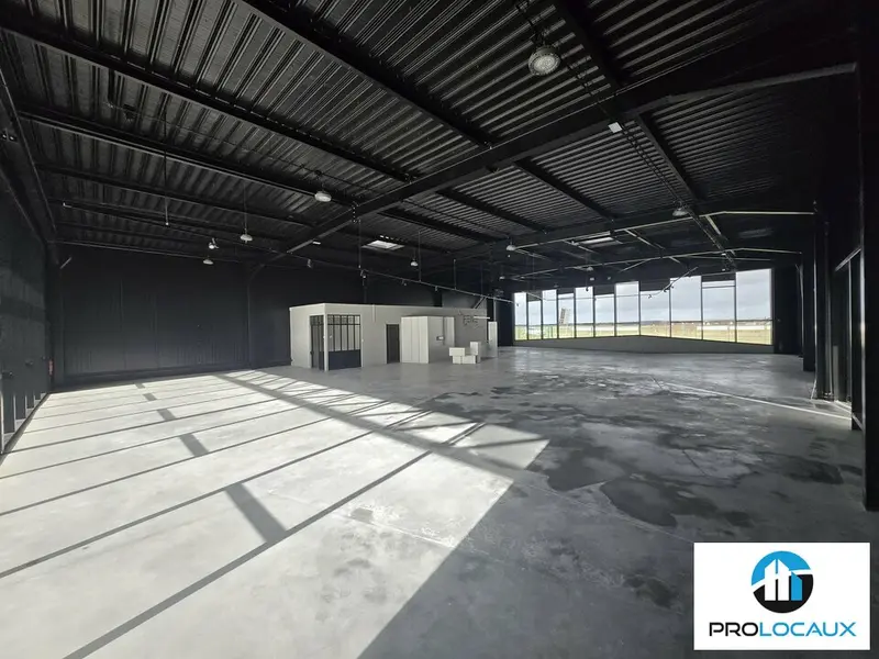Local Commercial à vendre - Glisy (80440) - 550 m²