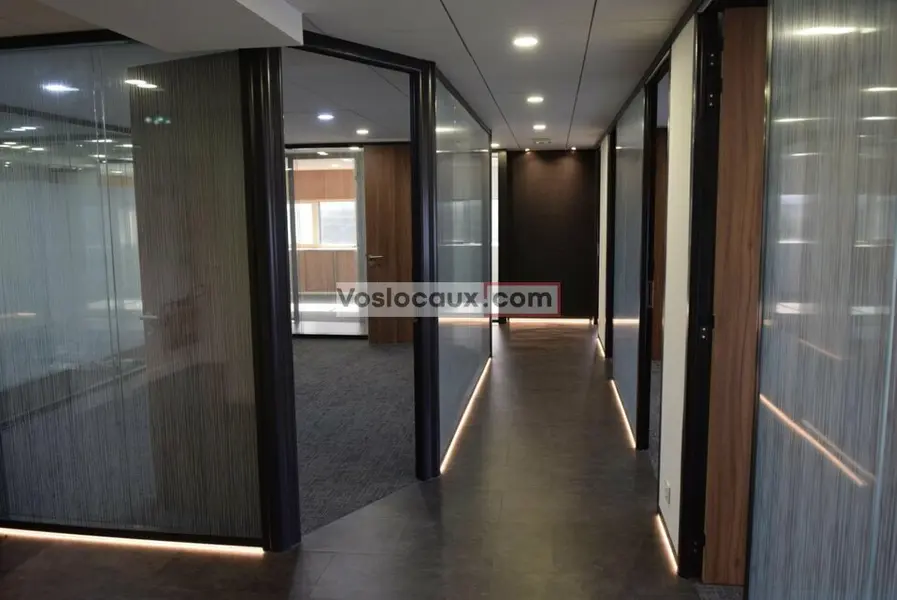 Bureau à vendre - Villeneuve-Loubet (06270) - 245 m²
