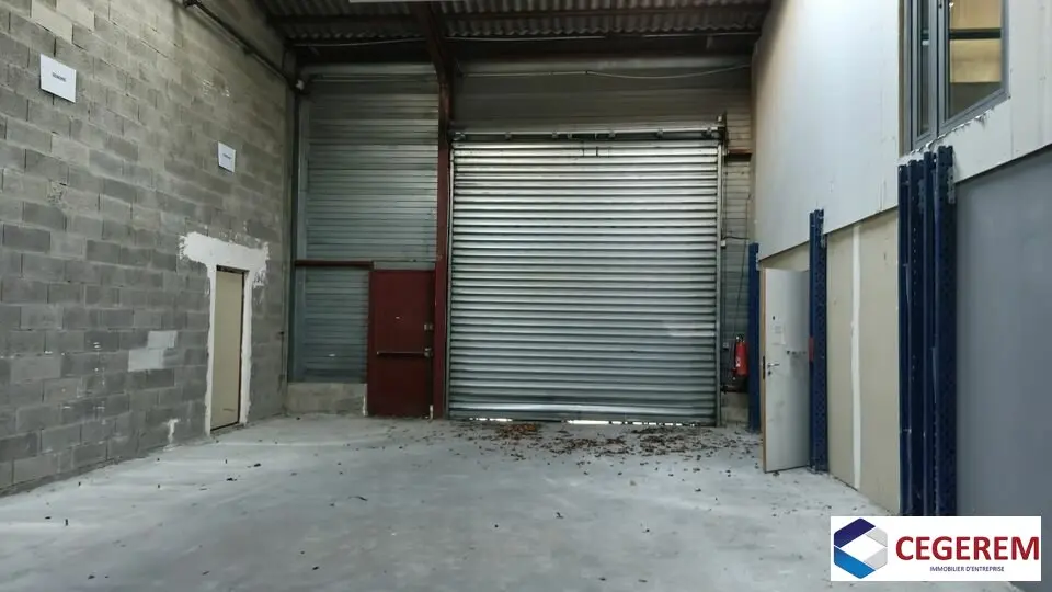 Entrepôt / Activité à vendre - Livry-Sur-Seine (77000) - 400 m² - 500 000 €