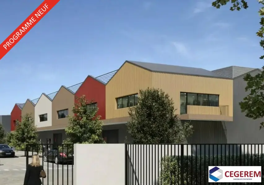 A MONTGERON LOCAL D'ACTIVITES A PARTIR DE 600 M2