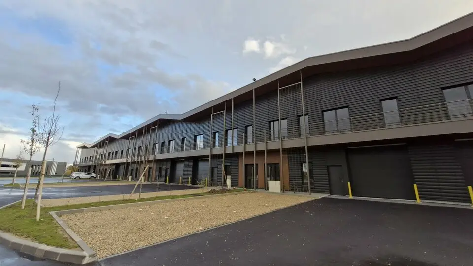 Entrepôt / Activité à louer - Coupvray (77700) - 719 m² - 7 789 €/mois