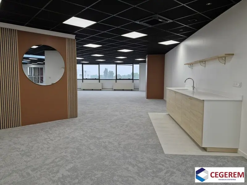Bureau à louer - Torcy (77200) - 277 m² - 3 577 €/mois