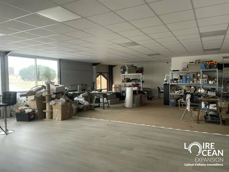 Local Commercial à vendre - Challans (85300) - 300 m²