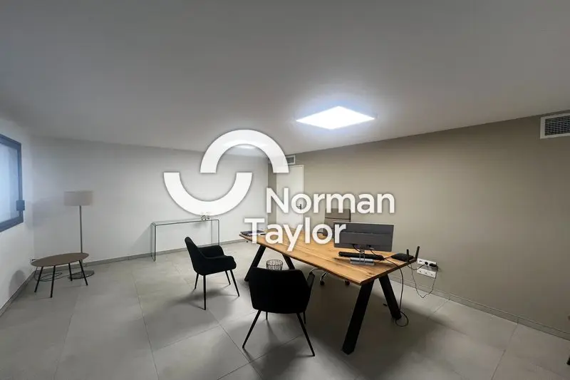 Bureau à louer - Perpignan (66100) - 26 m² - 450 €/mois