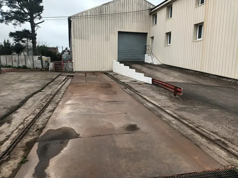Entrepôt / Activité à louer - Saint-Nicolas-D'Aliermont (76510) - 380 m² - 62...