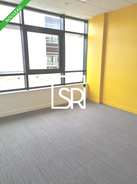 Bureau à louer - Cournon-D'Auvergne (63800) - 49 m² - 791 €/mois