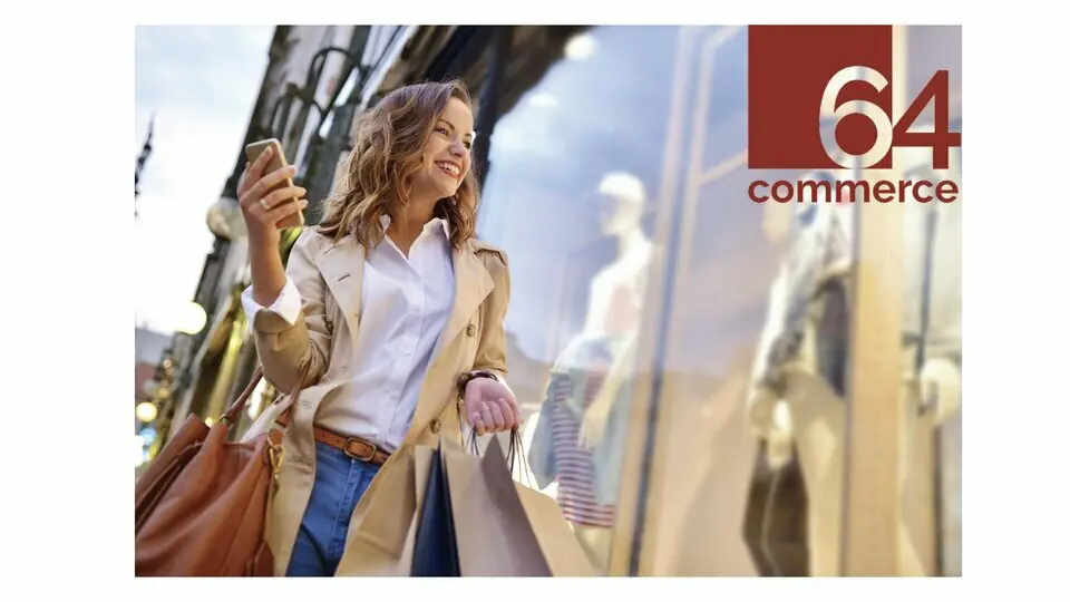 BOUTIQUE AVEC GRANDE VITRINE EMPLACEMENT N°1 à CAMBO LES BAINS