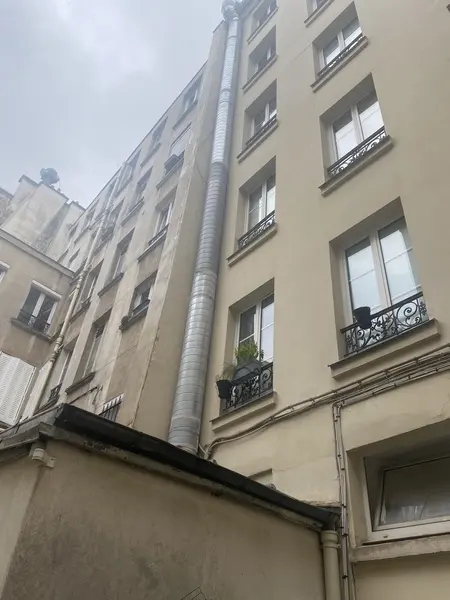 Fonds de commerce à vendre - Restauration - Paris 10 (75010) - 304 000 €