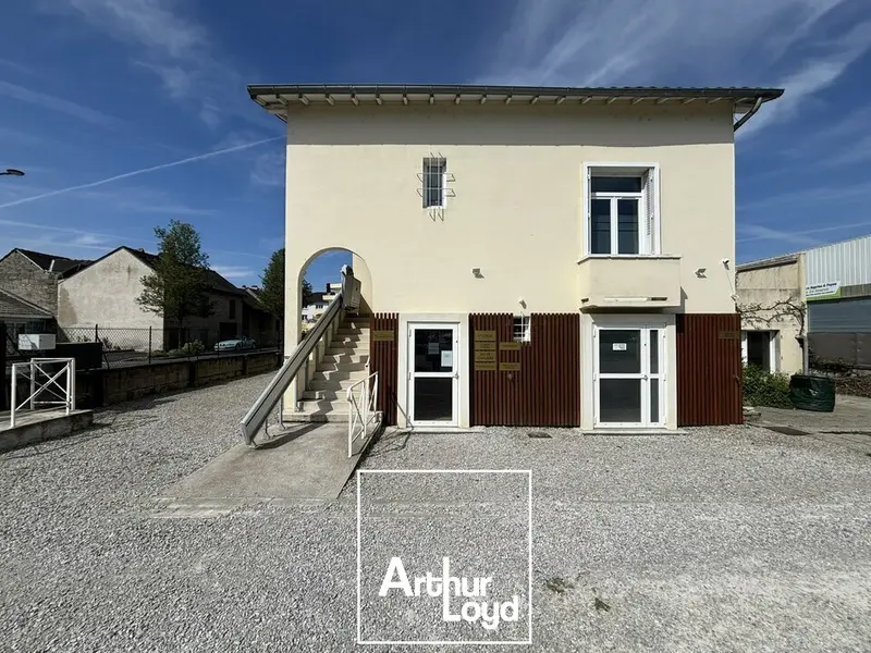 Entrepôt / Activité à louer - Brive-La-Gaillarde (19100) - 17 m² - 372 €/mois