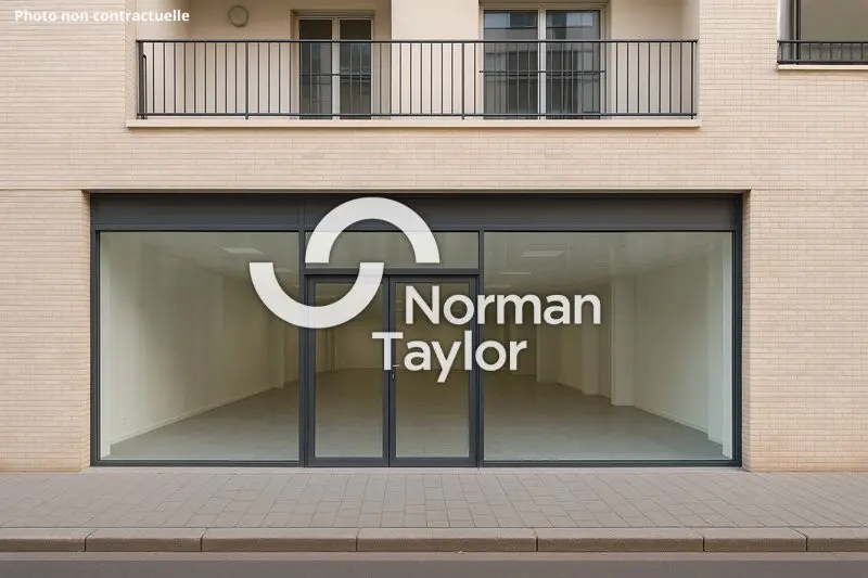 A louer Local commercial  74m² Montpellier