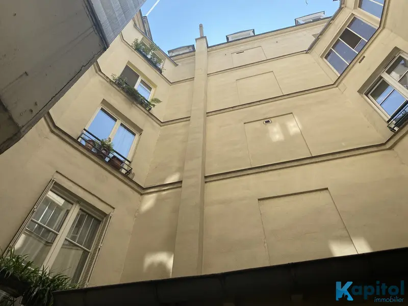 Fonds de commerce à vendre - Restauration - Paris 10 (75010) - 263 000 €