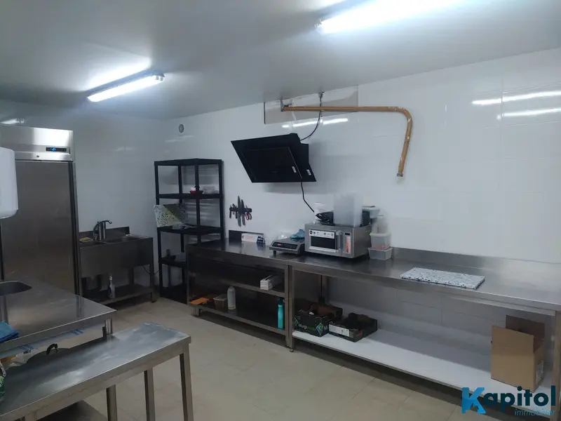 Fonds de commerce à vendre - Restauration - Paris 08 (75008) - 156 800 €