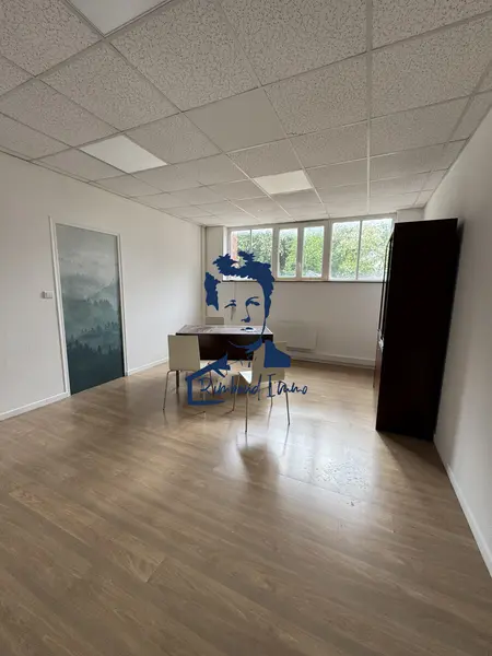 Bureau à vendre - Balan (08200) - 216 m²